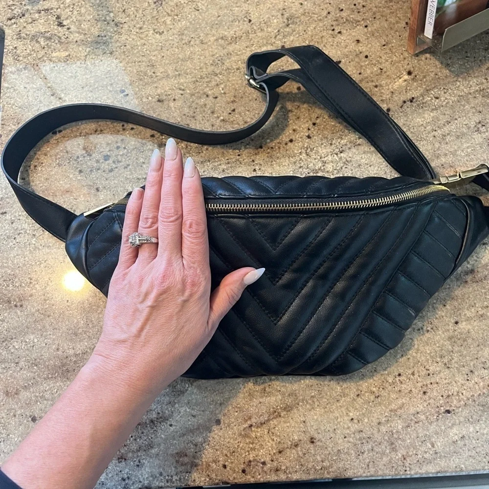 Express Black Quilted Crossbody Bag Gold Hardware Accents
